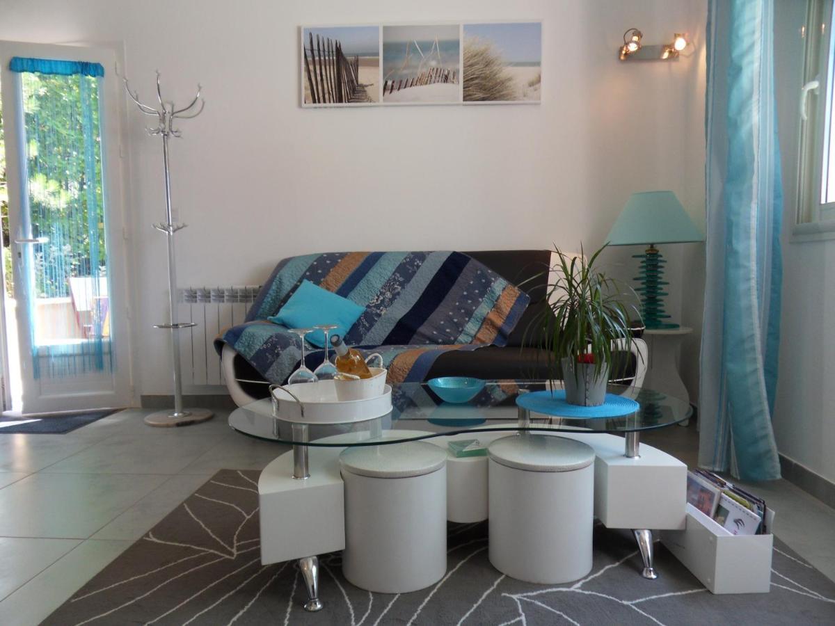 Les Hauts D'Eyragues Gite Aigue Marine Meuble Classe 4 Etoiles Exterior photo